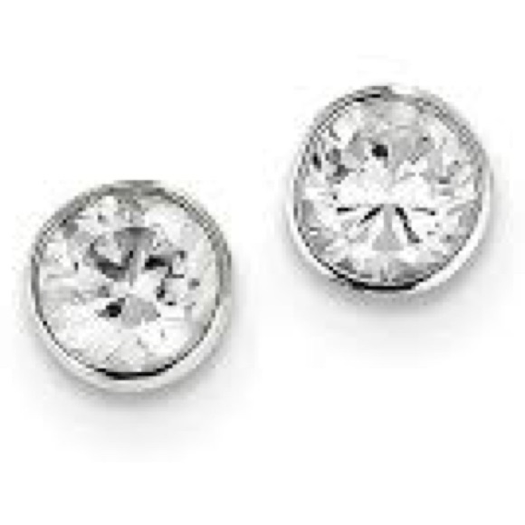25 Ct Round Cut Bezel Set Diamond Stud Earrings